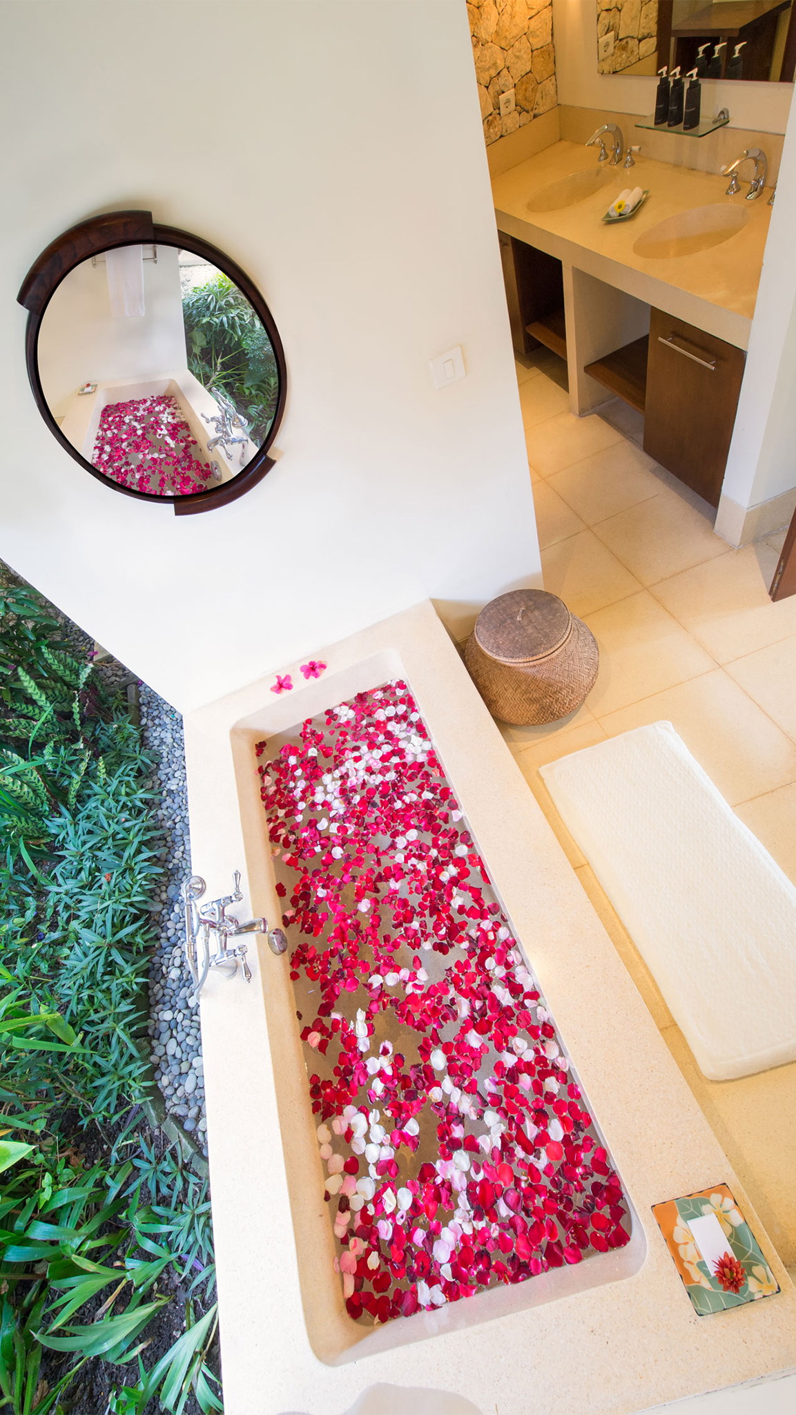 Samadhana - guest house bathroom 2 Samadhana - guest house bathroom 2